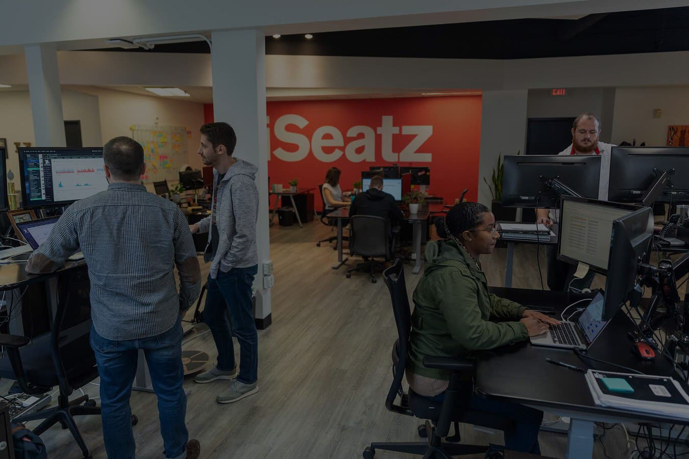 iSeatz header